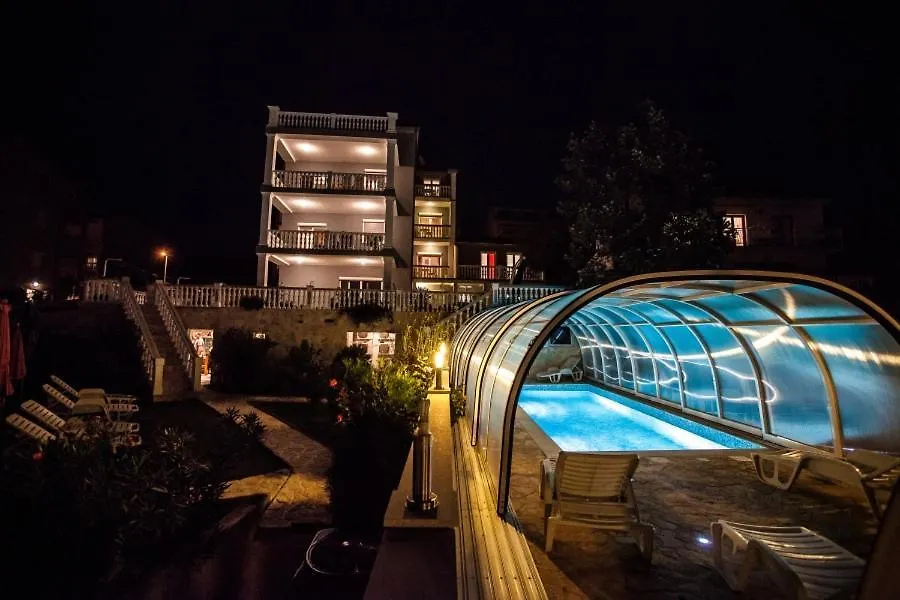 Apartment In Crikvenica With Sea View, Balcony, Air Conditioning, Wifi 3492-7 0*,