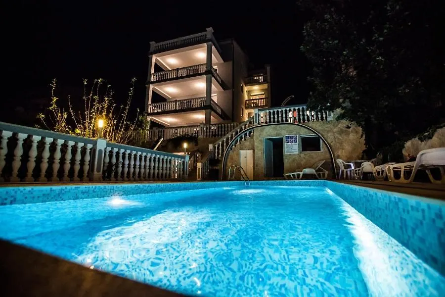 Apartment In Crikvenica With Sea View, Balcony, Air Conditioning, Wifi 3492-7