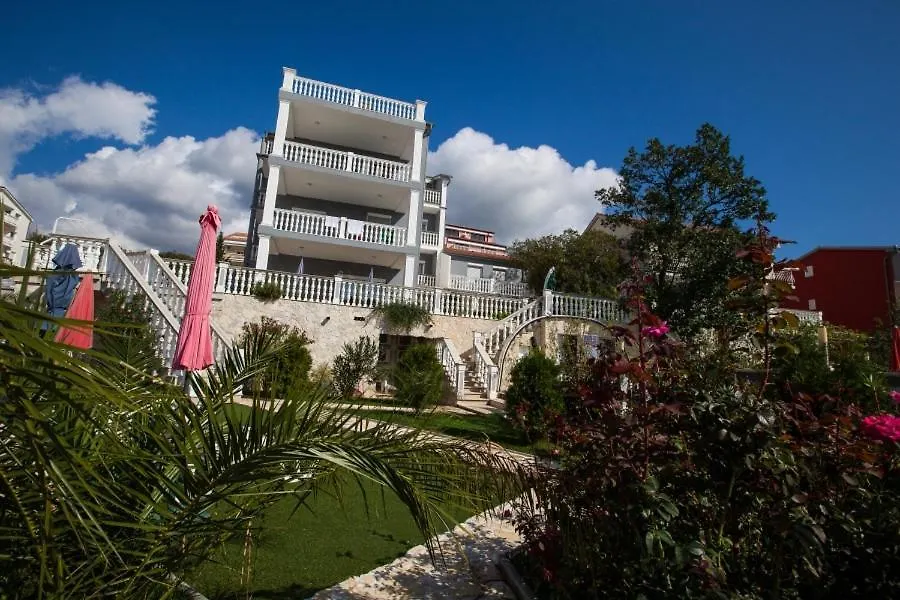 Apartment In Crikvenica With Sea View, Balcony, Air Conditioning, Wifi 3492-7